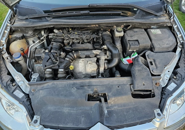 Citroen C4 cena 6999 przebieg: 197000, rok produkcji 2006 z Warszawa małe 172